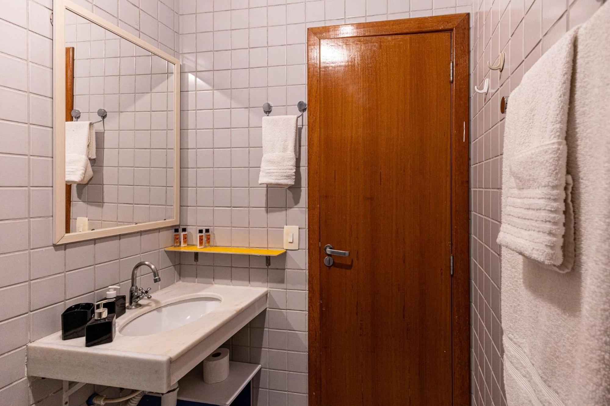 Apartamento Copacabana 200M Da Praia - Wifi Gratis - Cp5 ริโอเดจาเนโร ภายนอก รูปภาพ